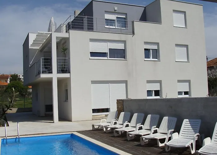 ゲストハウス Dragic - Anex 3*