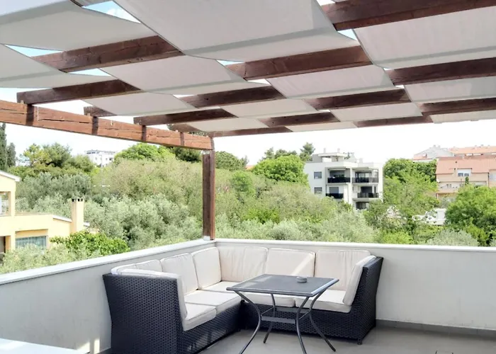 Dragic - Anex Gostinjska kuća 3*