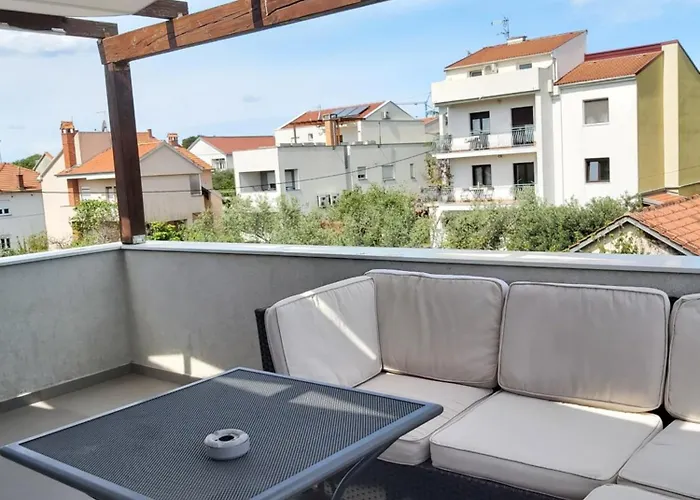 Dragic - Anex Gostinjska kuća 3*