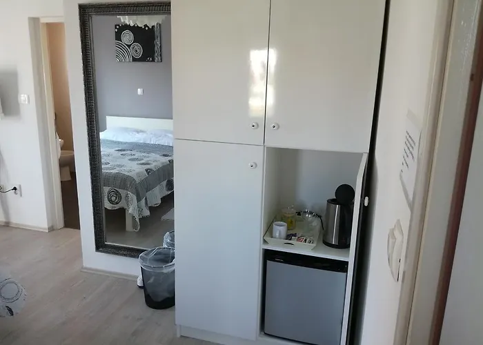 Dragic - Anex Gostinjska kuća 3*